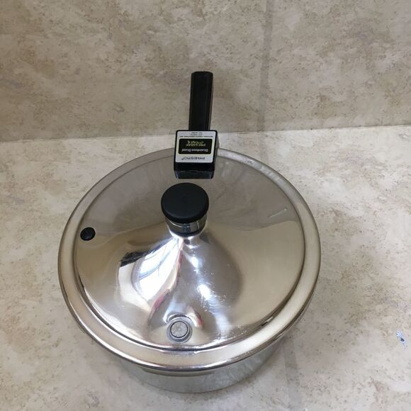 PRESTO STAINLESS STEEL 4 QUART PRESSURE COOKER - Picture 6 of 9